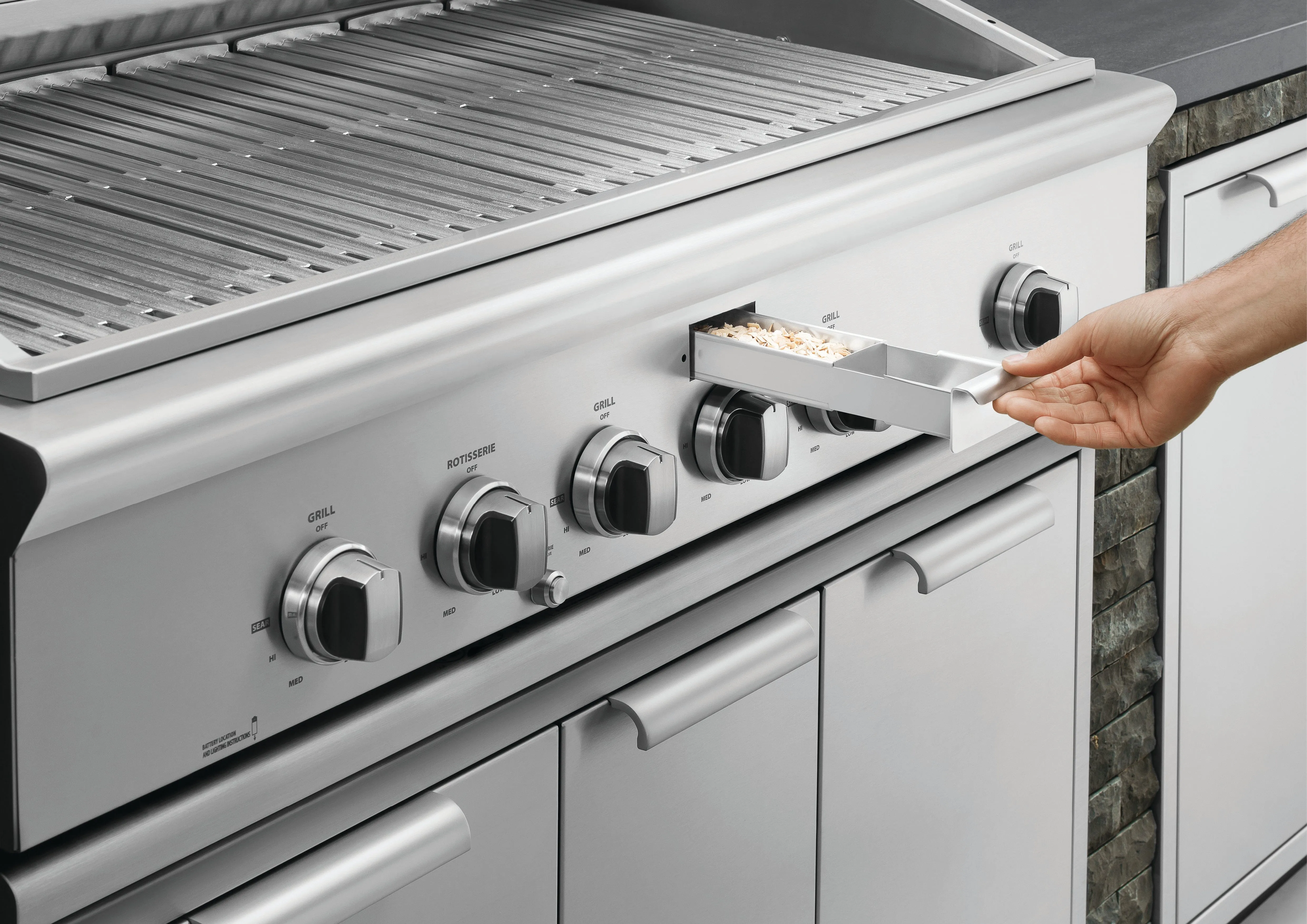 DCS Series 7 Built-in BBQ 48" with Rotisserie Kit