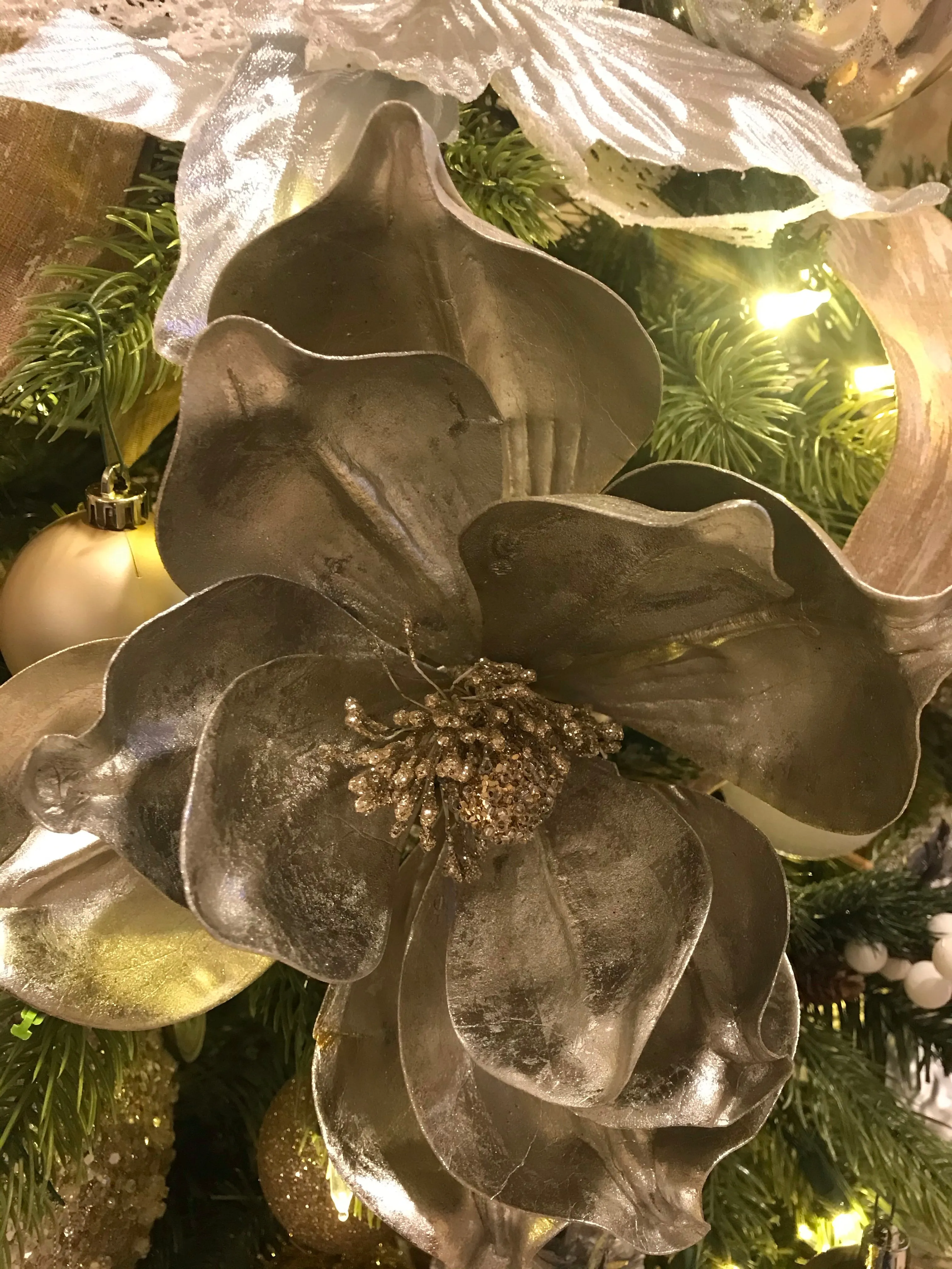 Metallic Platinum Eva Magnolia 22.5" Stems